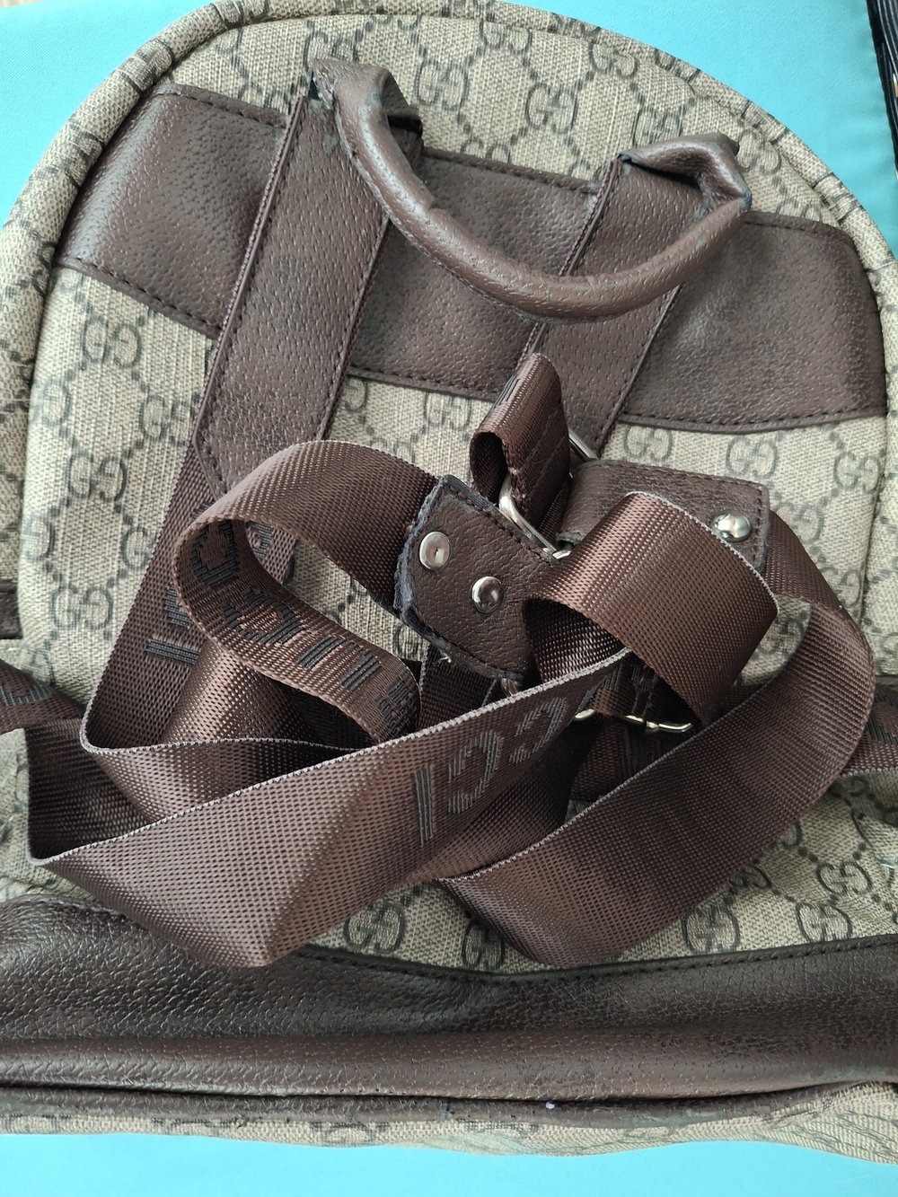 Gucci Beige GG Supreme Canvas Mini Backpack - Picture 4 of 9